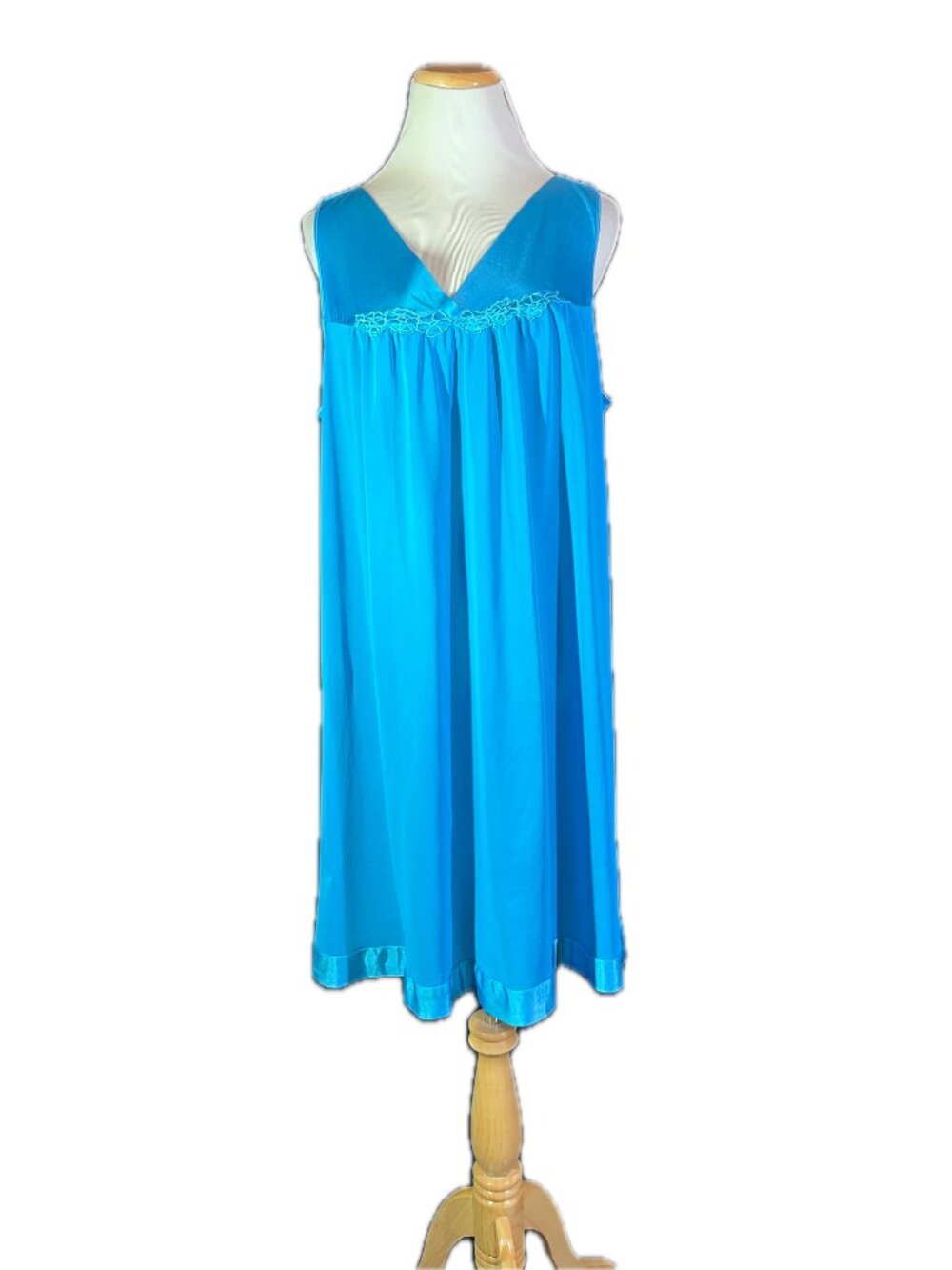 Vintage Vanity Fair Size XL Teal Blue Sleeveless Nightgown